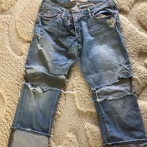 Hollister ripped jean capris